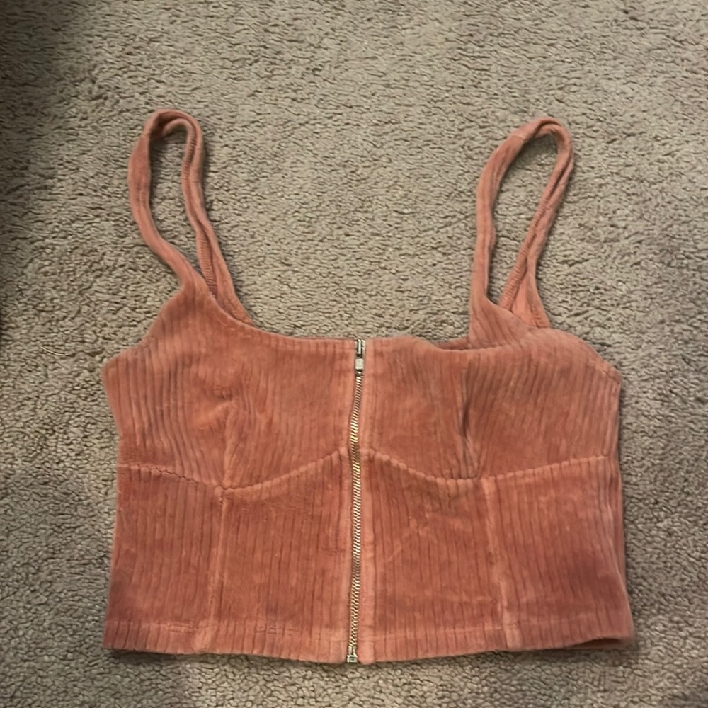 Zip up tank